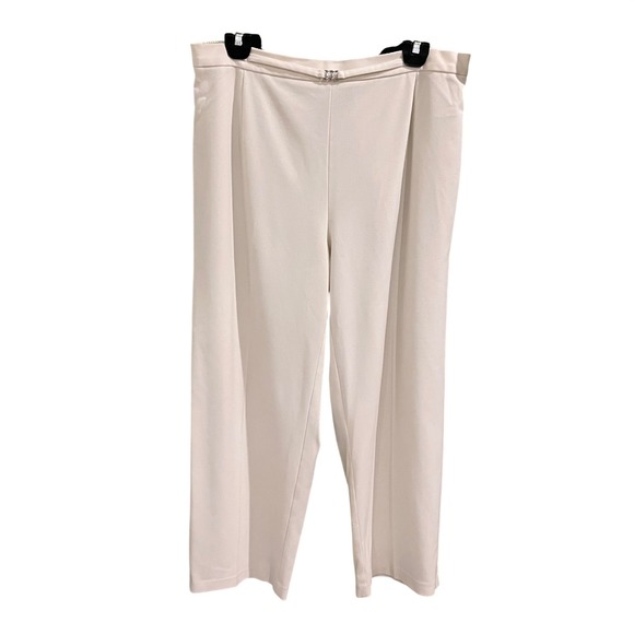 dressbarn Pants - DressBarn Woman Beige Wide Leg Cropped Pants Size 14W Embellished Waist
